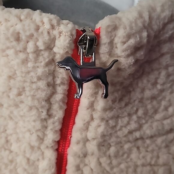 Victoria Secret Sherpa Vest Size Small (D0019) - Picture 4 of 7